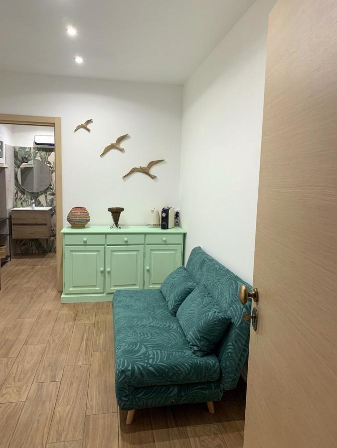 Comforthouse لاديسْبولِ المظهر الخارجي الصورة