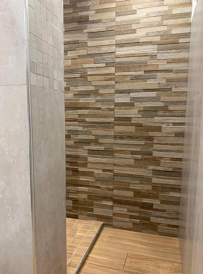 Comforthouse لاديسْبولِ المظهر الخارجي الصورة